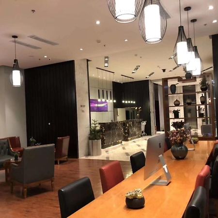 Metropolo Changsha Wuyi Square Extérieur photo