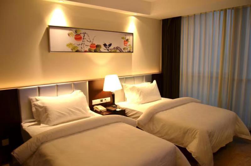 Metropolo Changsha Wuyi Square Extérieur photo